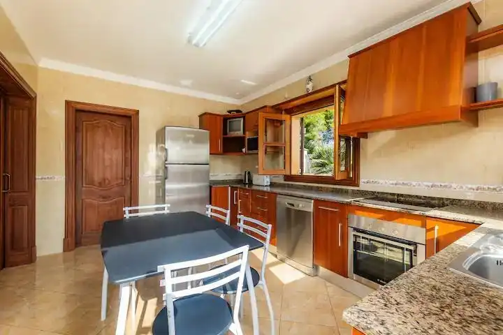 Cuina de Casa adosada en venda en Manacor amb Aire condicionat, Calefacció i Jardí privat