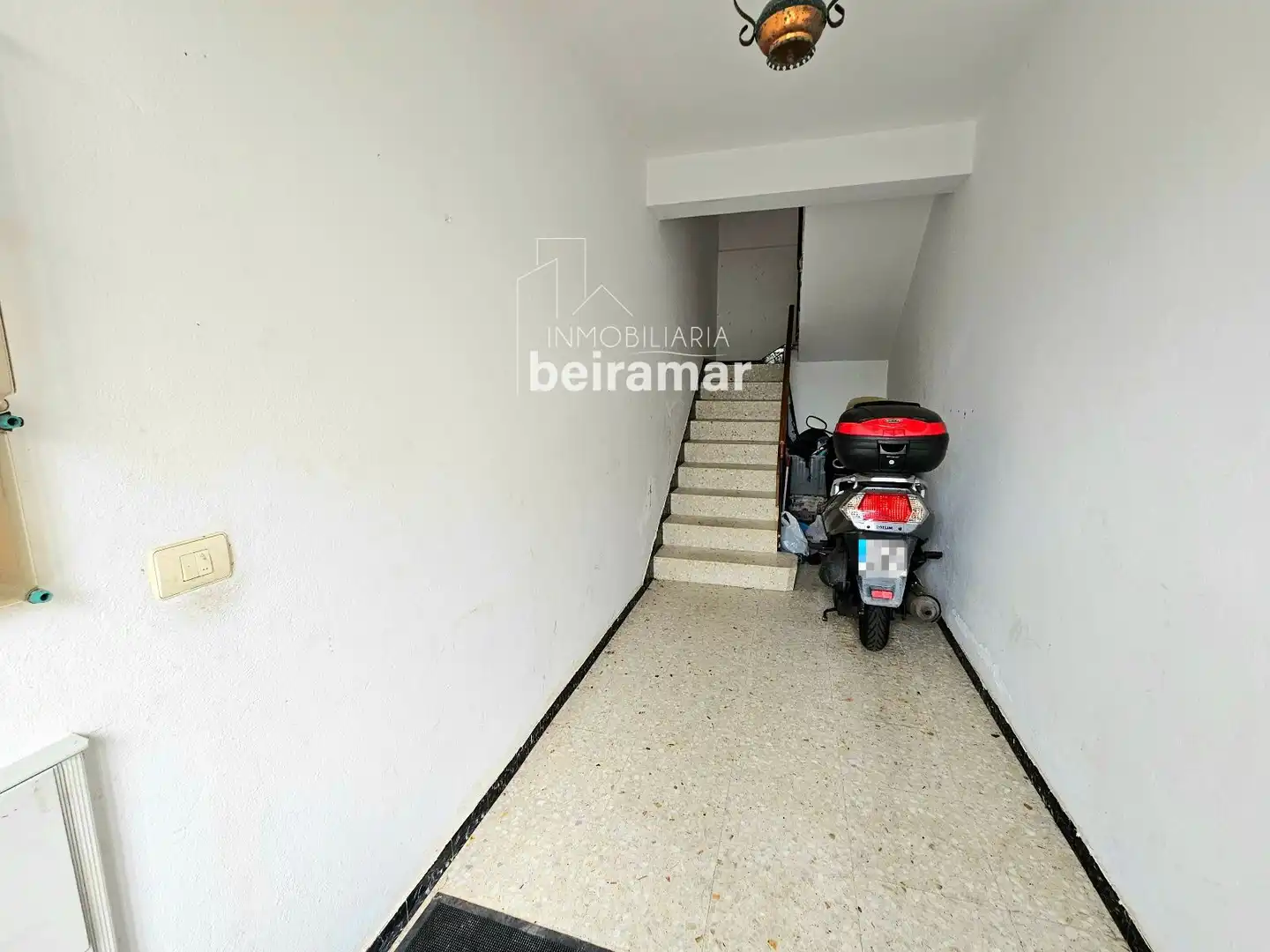 Vista exterior de Piso en venta en Ribeira con Calefacción y Trastero