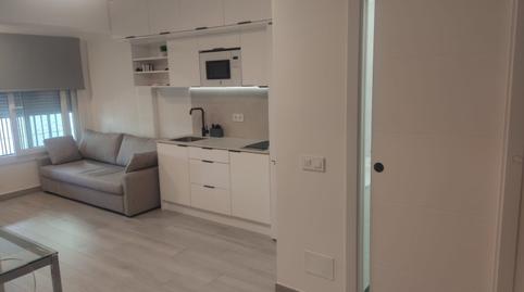 Foto 2 de Estudio de alquiler en La Carihuela - Los Nidos, Torremolinos