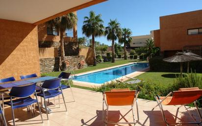 Jardí de Planta baixa en venda en Vera amb Aire condicionat, Terrassa i Piscina