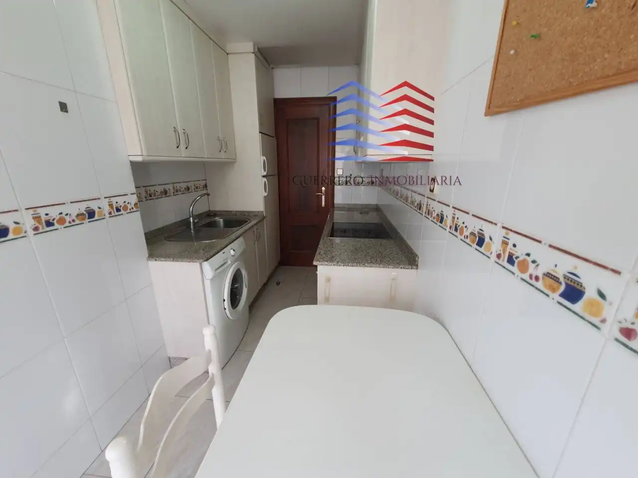 Cocina de Apartamento de alquiler en Ourense Capital  con Calefacción, Parquet y Amueblado