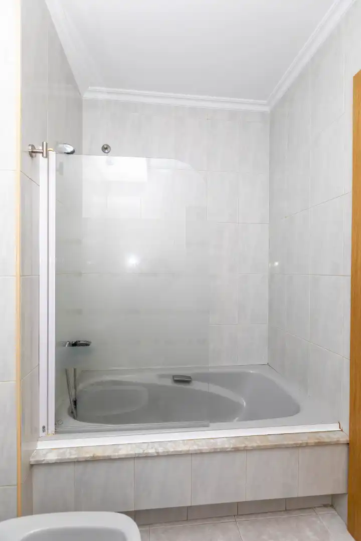 Bany de Apartament en venda en Sanxenxo amb Calefacció, Terrassa i Moblat