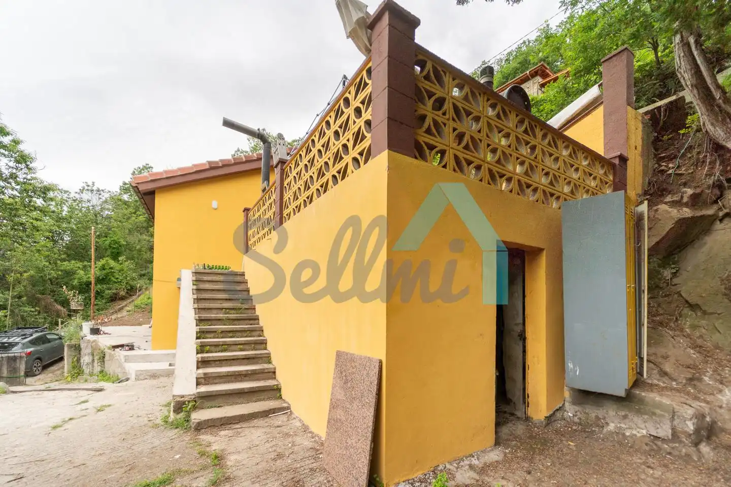 Exterior view of Houses for rent in Mieres (Asturias)  with Heating, Private garden and Parquet flooring
