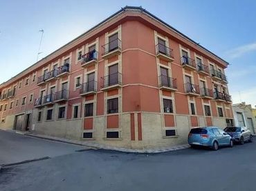 Appartement avec balcon à vendre à Calle Pintor Matias Ruz 13