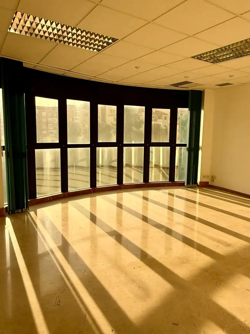 Büro mit Aufzug zur Miete in Zona Nord, imagen 2