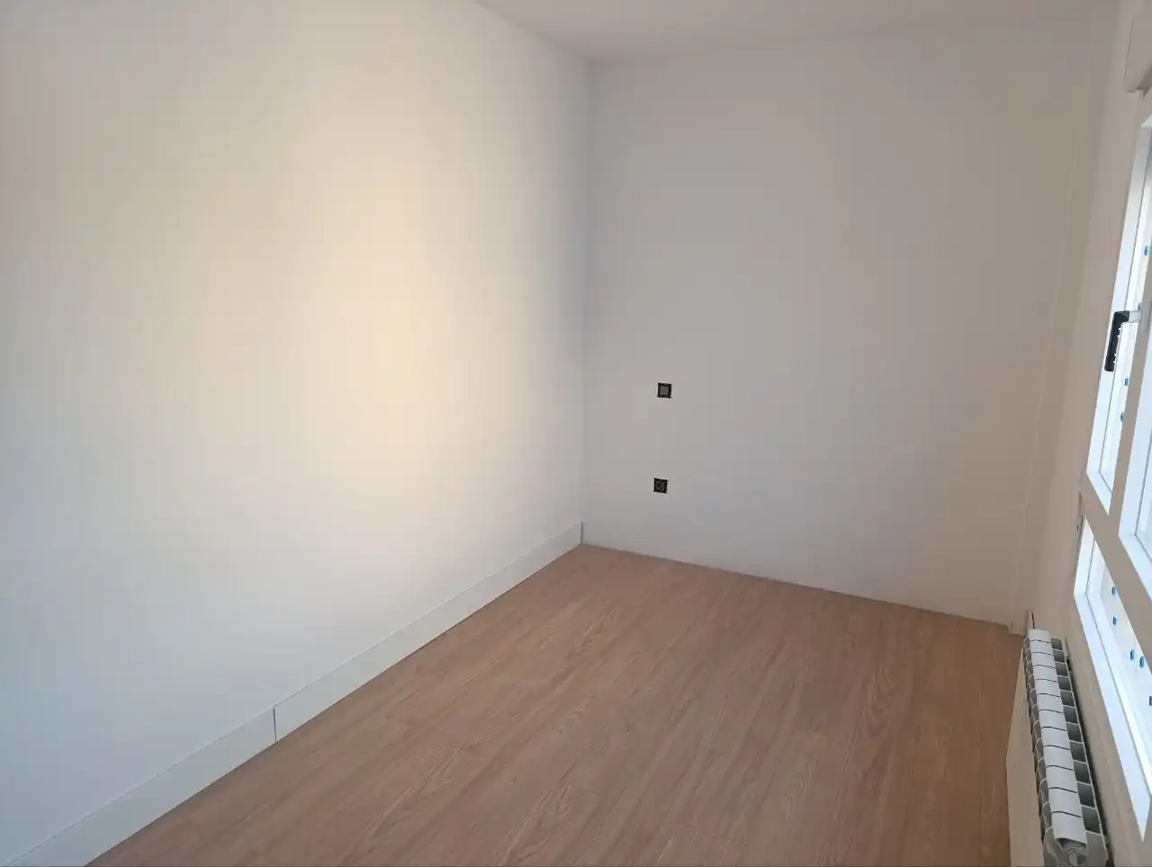 Schlafzimmer von Einfamilien-Reihenhaus zum Verkauf in Valdepeñas mit Heizung, Terrasse und Abstellraum