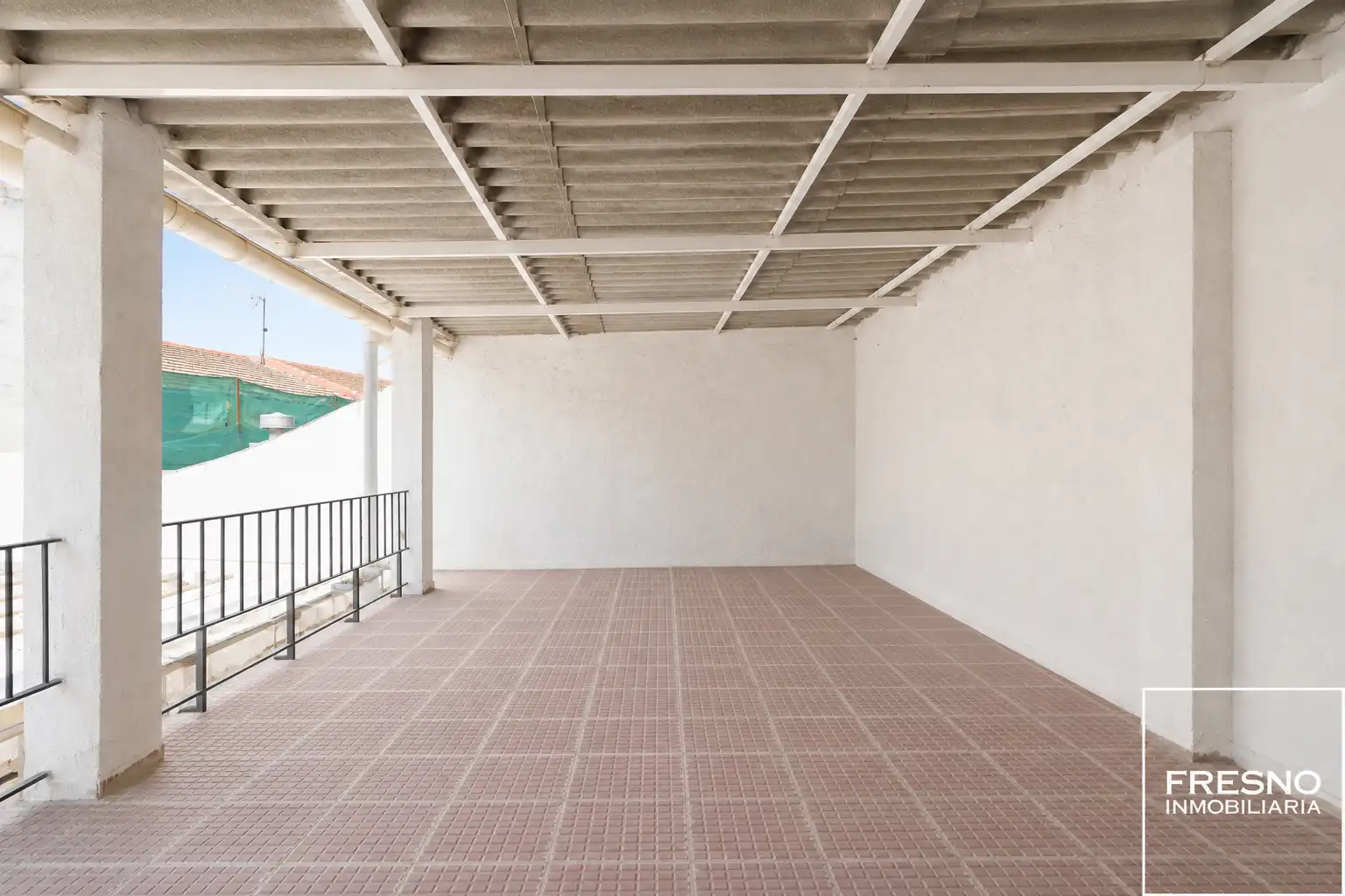 Terrassa de Casa adosada en venda en Cobeña amb Calefacció, Jardí privat i Terrassa