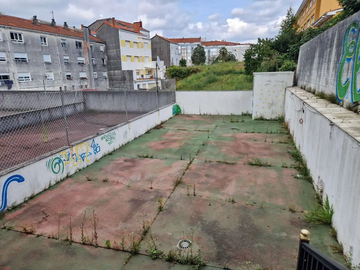 Parkplatz von Geschaftsraum zur Miete in Conxo