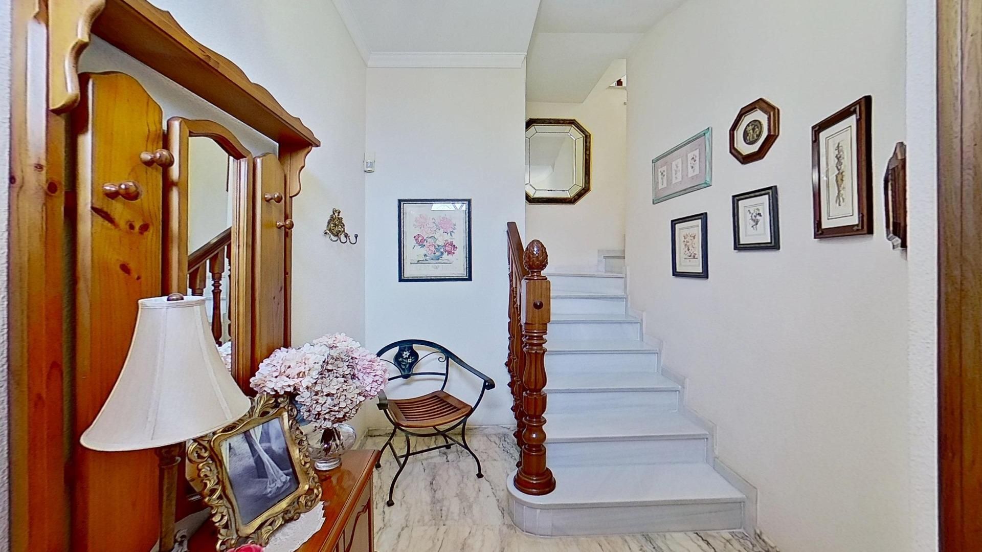 Casa adosada en venda en Motril amb Aire condicionat, Parquet i Terrassa