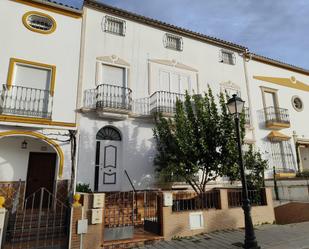 Vista exterior de Àtic en venda en Olvera amb Terrassa