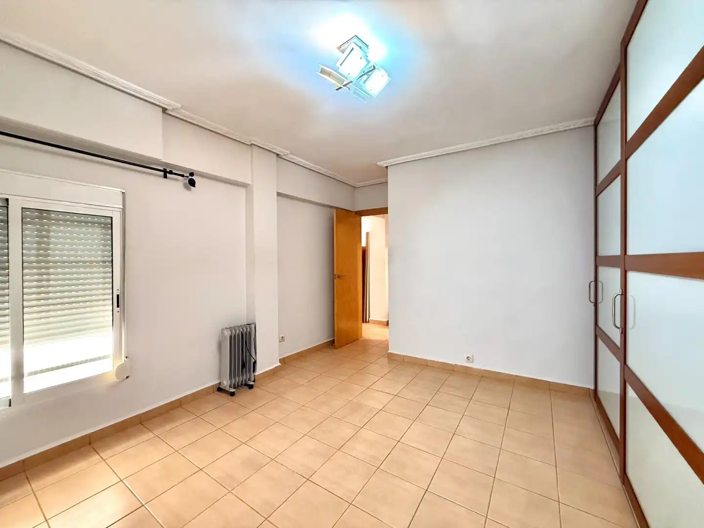 Flat for sale in Benifaió  with Air Conditioner, Storage room and Furnished