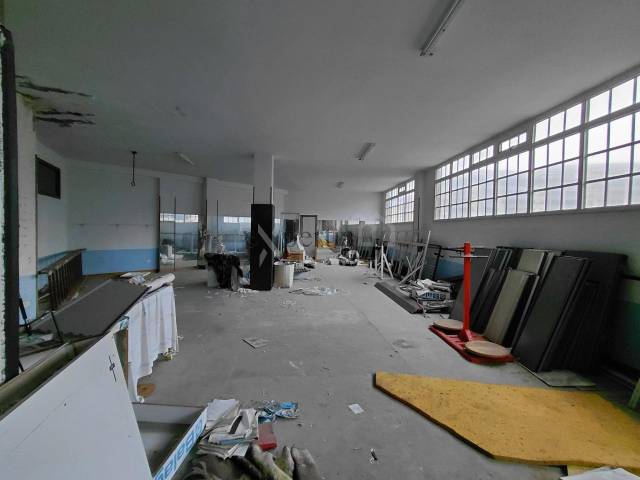 Local comercial en Alquiler en Santa Uxía de Ribeira