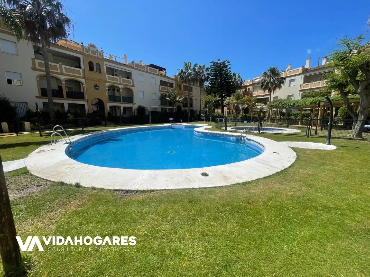 Swimming pool of Flat for sale in Rota  with Terrace, Storage room and Swimming Pool