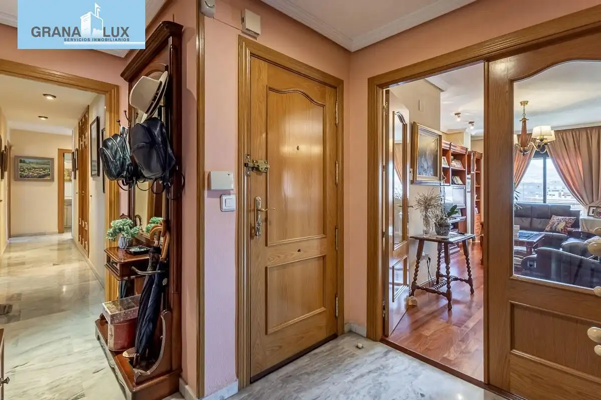 Flat for sale in Granada  with Air Conditioner, Heating and Terrace