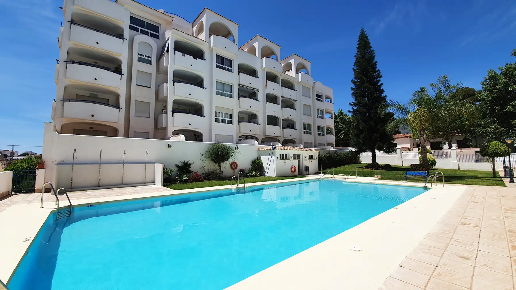 Piscina de Piso en venta en Benalmádena con Aire acondicionado, Terraza y Trastero