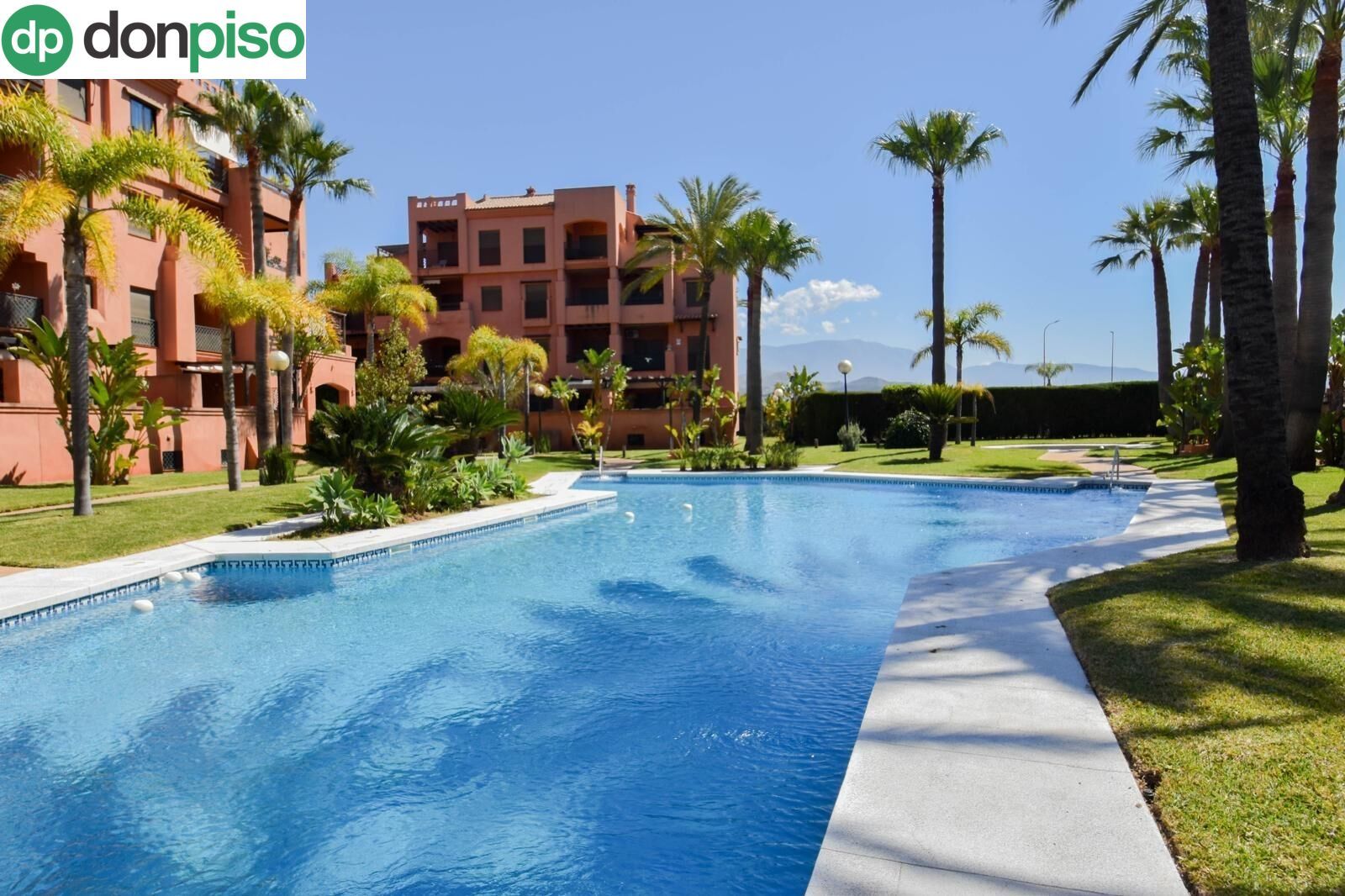 Exterior view of Flat for sale in Salobreña  with Private garden, Parquet flooring and Terrace