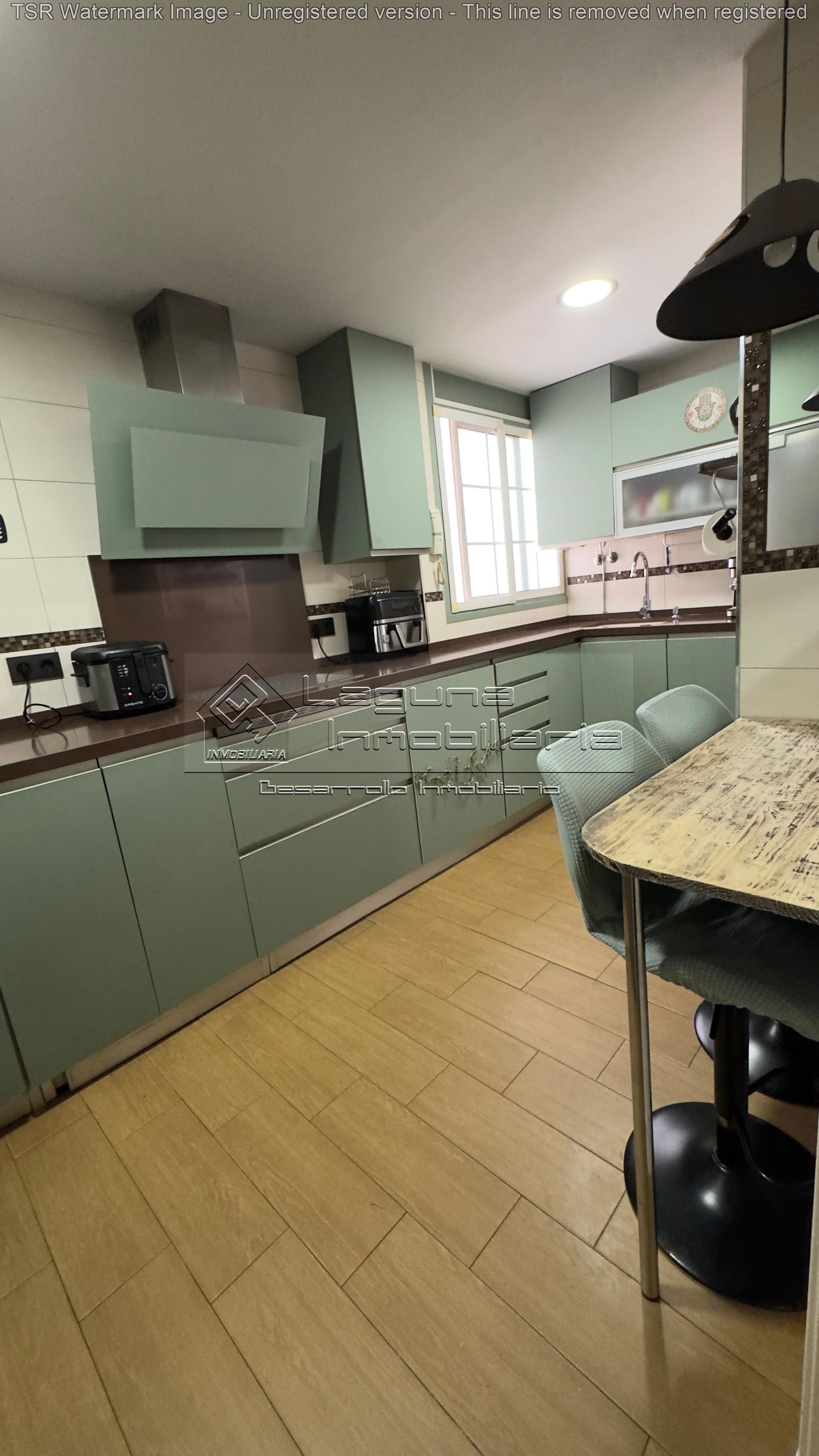 Cocina de Piso en venta en  Cádiz Capital con Aire acondicionado