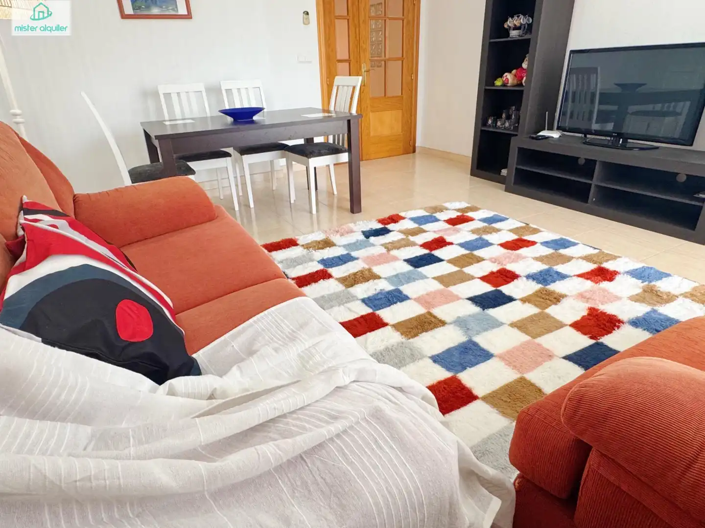 Sala de estar de Apartamento de alquiler en El Campello con Aire acondicionado, Jardín privado y Terraza