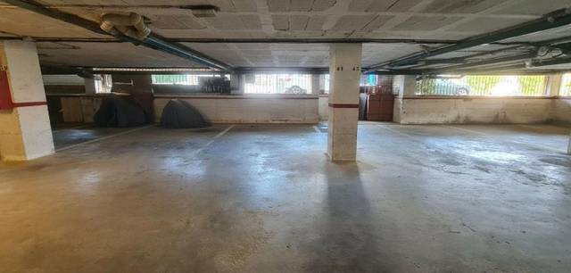 Garaje en Alquiler en Carrer Badia-Gran Reserva en Muga - Gran Reserva - Badia