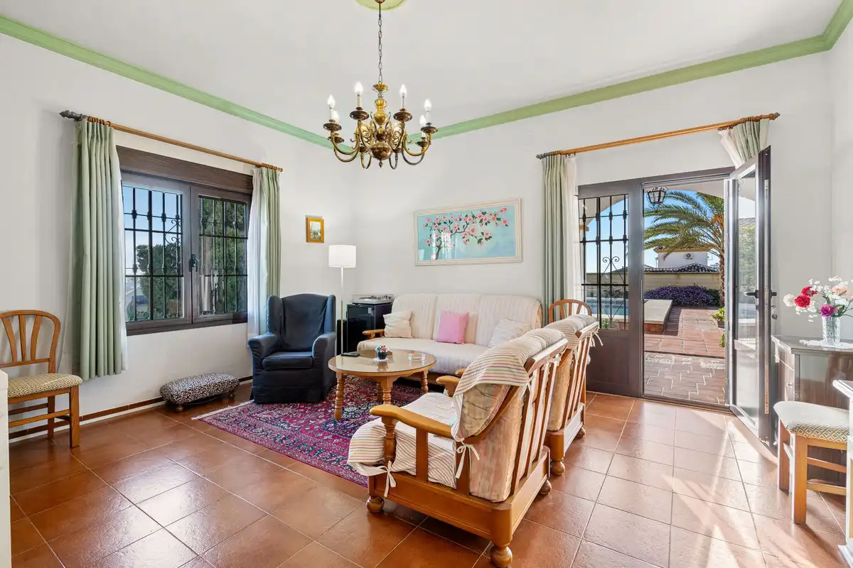 Villa con piscina in vendita a Arroyo de la Miel, imagen 8