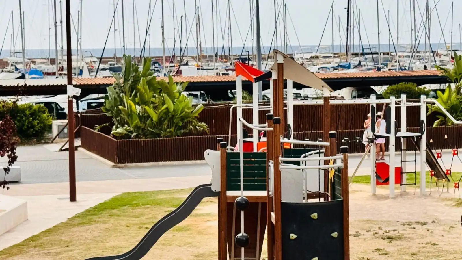 Bungalow con terraza en venta en Plaza Paris, imagen 11