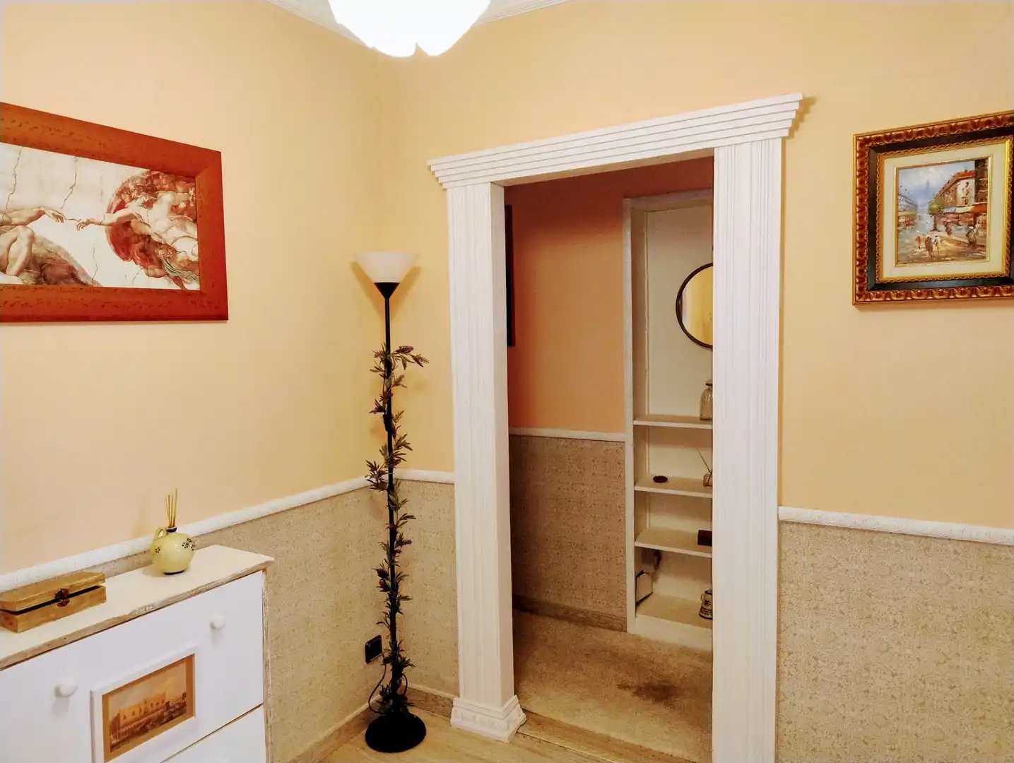 Bathroom of Flat for rent in Santiago de Compostela   with Heating, Furnished and Oven