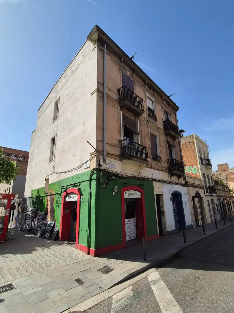 Vista exterior de Local de lloguer en Barcelona