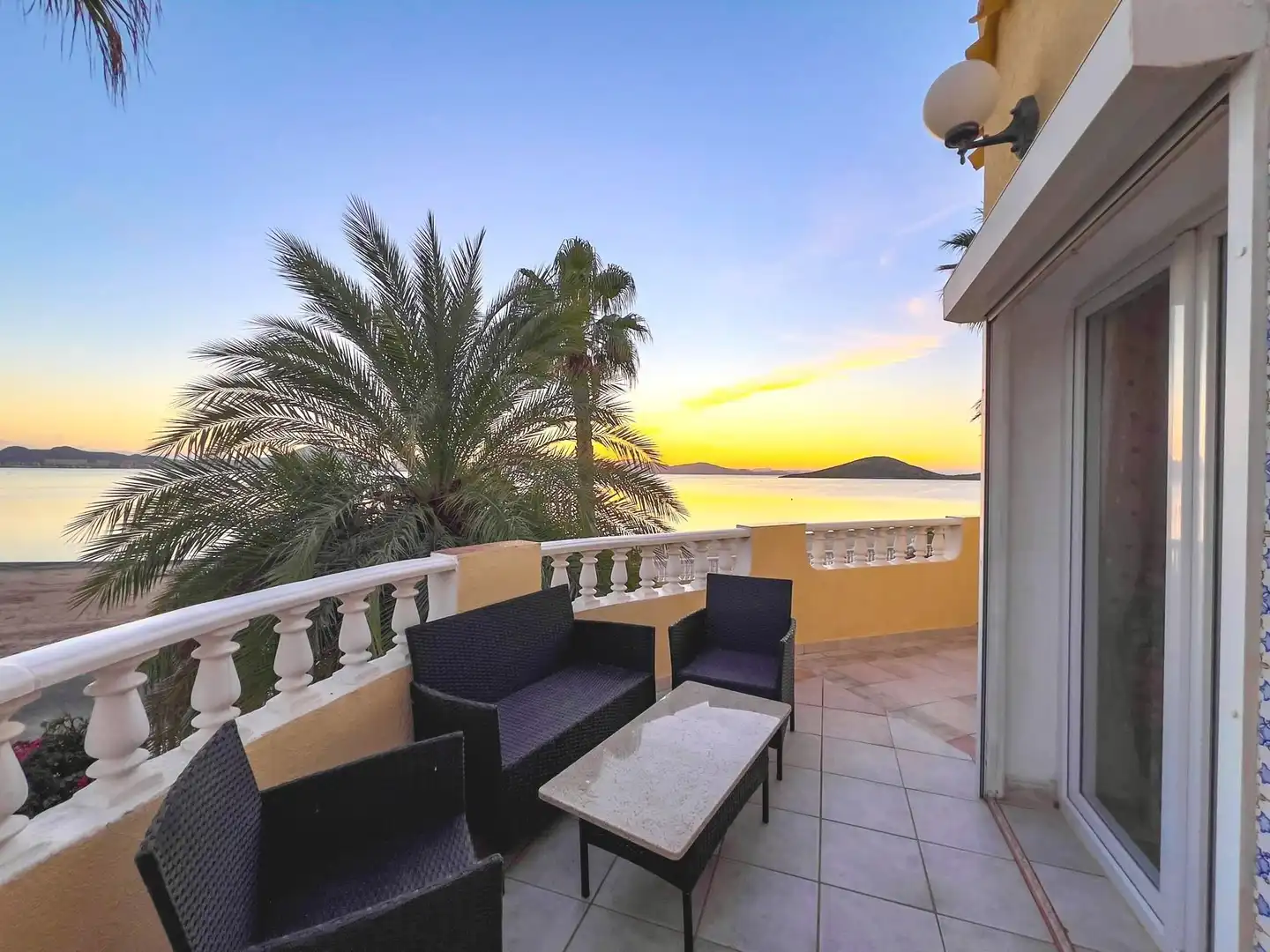 Terrasse von Haus oder Chalet zum Verkauf in La Manga del Mar Menor mit Klimaanlage, Heizung und Privatgarten