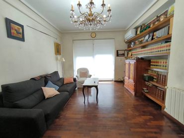 Piso con balcón en venta en Paseo Libertad