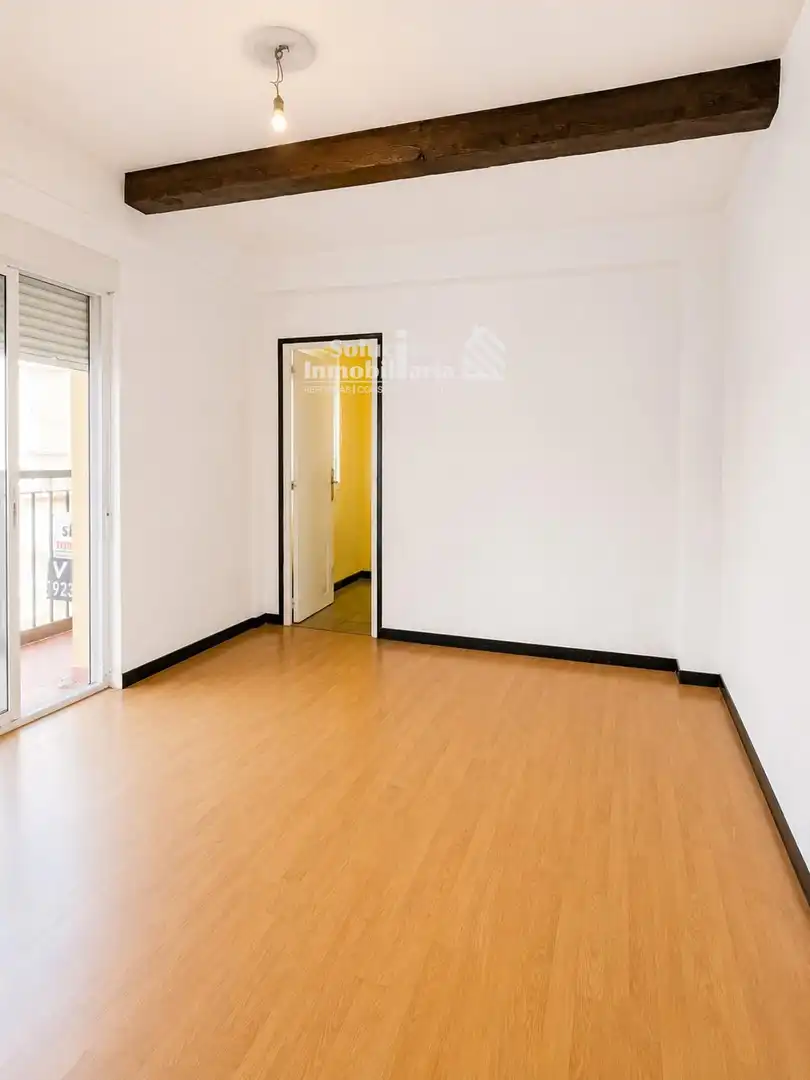 Schlafzimmer von Wohnung zum Verkauf in Salamanca mit Heizung, Terrasse und Balkon