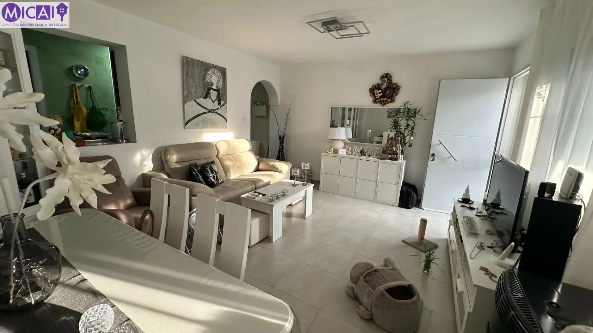 Sala de estar de Casa adosada en venta en Chiclana de la Frontera con Aire acondicionado, Jardín privado y Terraza
