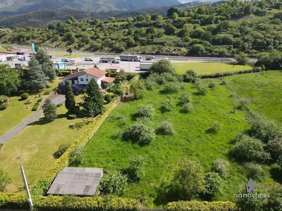 Casa o chalet en venta en Colunga con Calefacción y Jardín privado