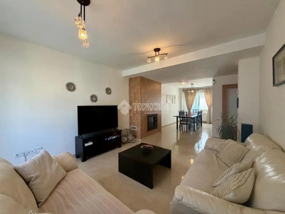 Casa pareada en venta en Villanueva de la Torre, imagen 5