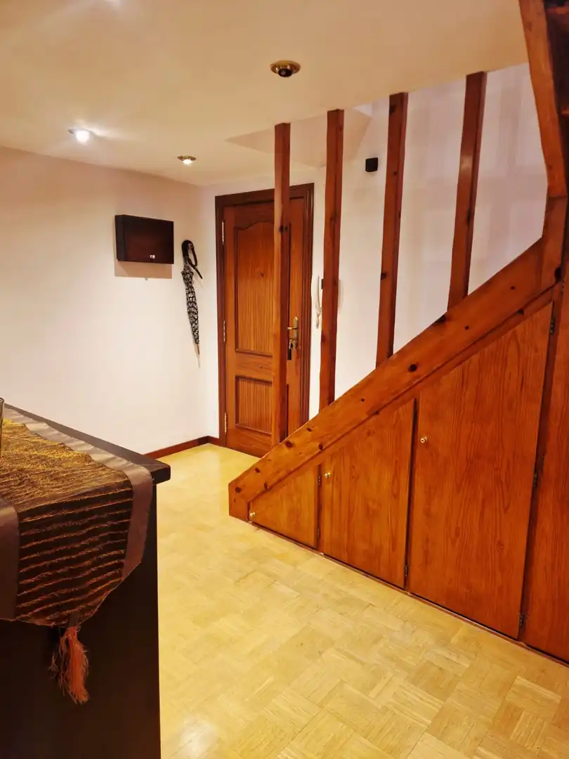 Piso en venta en Avilés con Calefacción, Parquet y Terraza