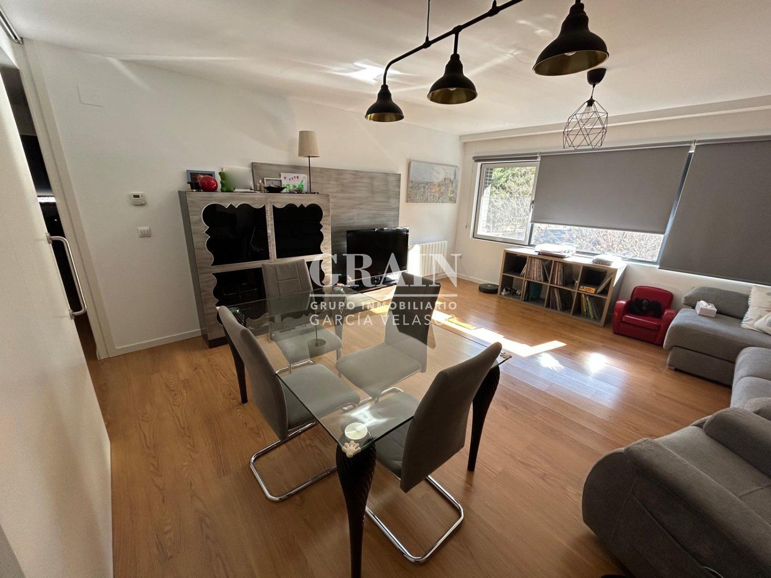 Exterior view of Flat for sale in  Albacete Capital  with Air Conditioner, Heating and Storage room