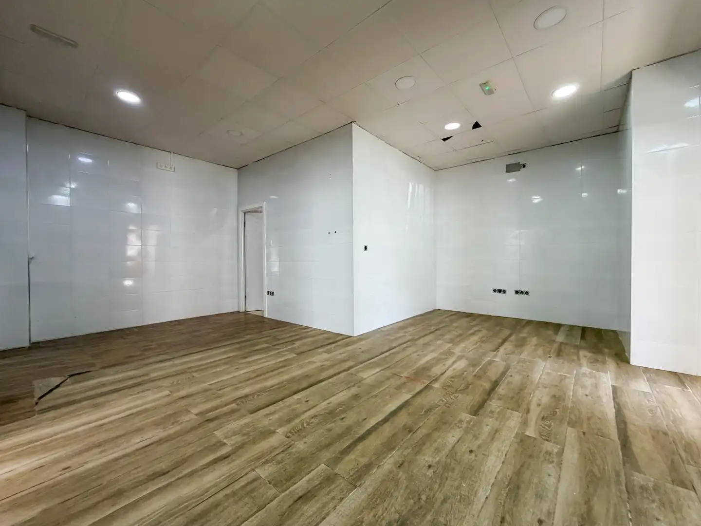 Local en venta en Los Barrios con Aire acondicionado