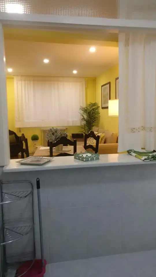 Flat for rent in Rúa das Orfas, Casco Histórico