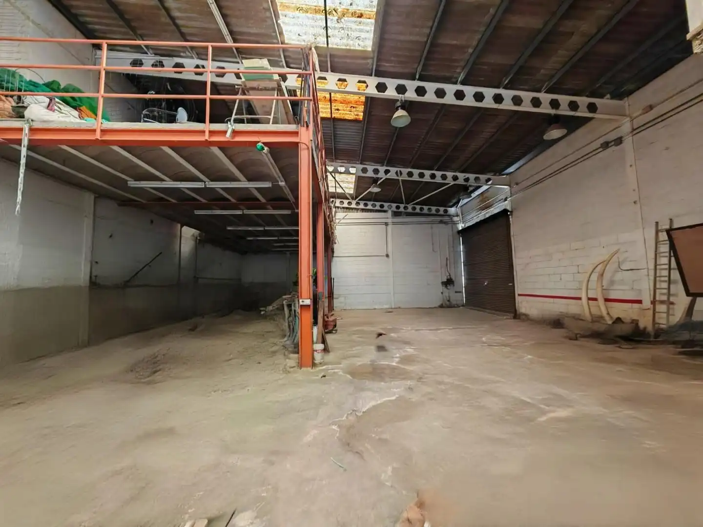 Nave industrial en venta en de les Alegries, Mas Romeu