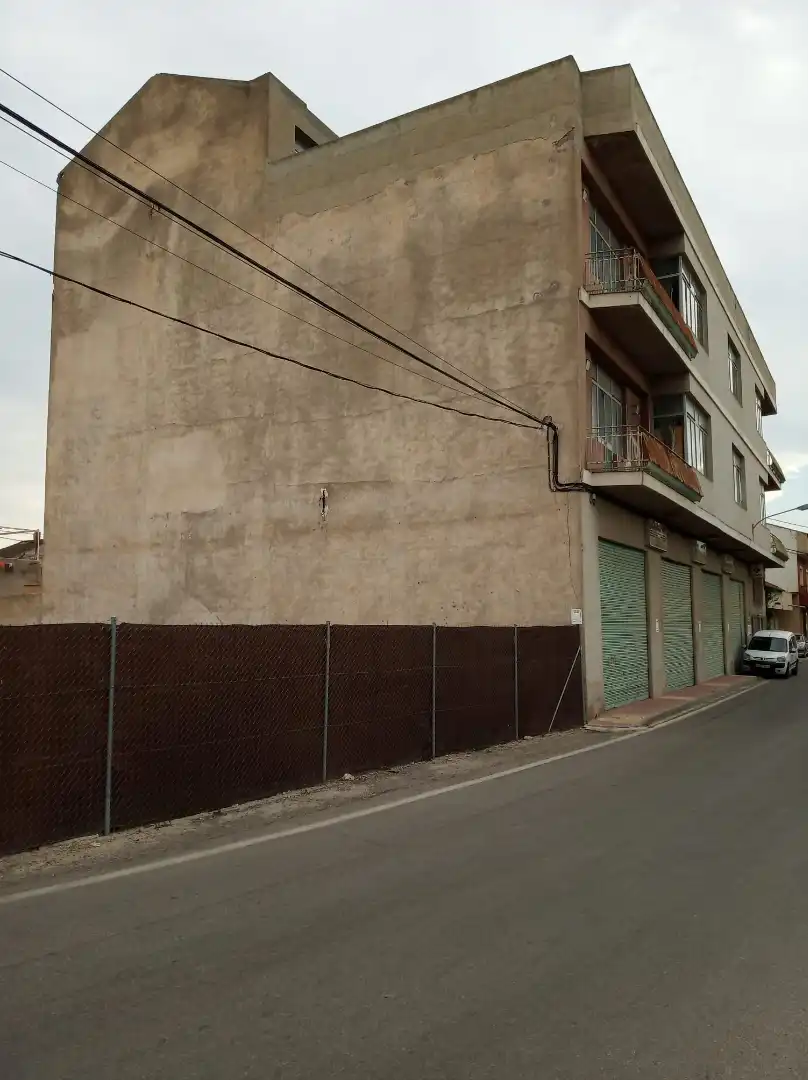 Vista exterior de Edificio en venta en Murcia