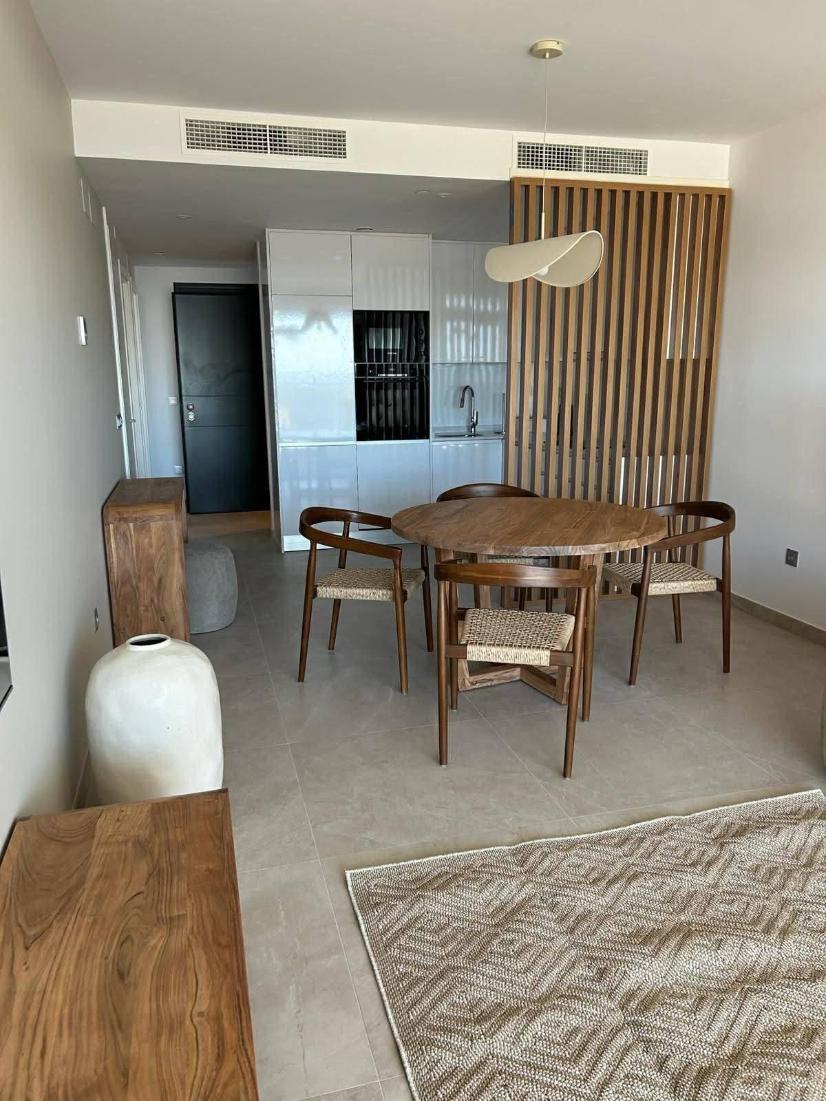 Apartment to rent in Playa Poniente