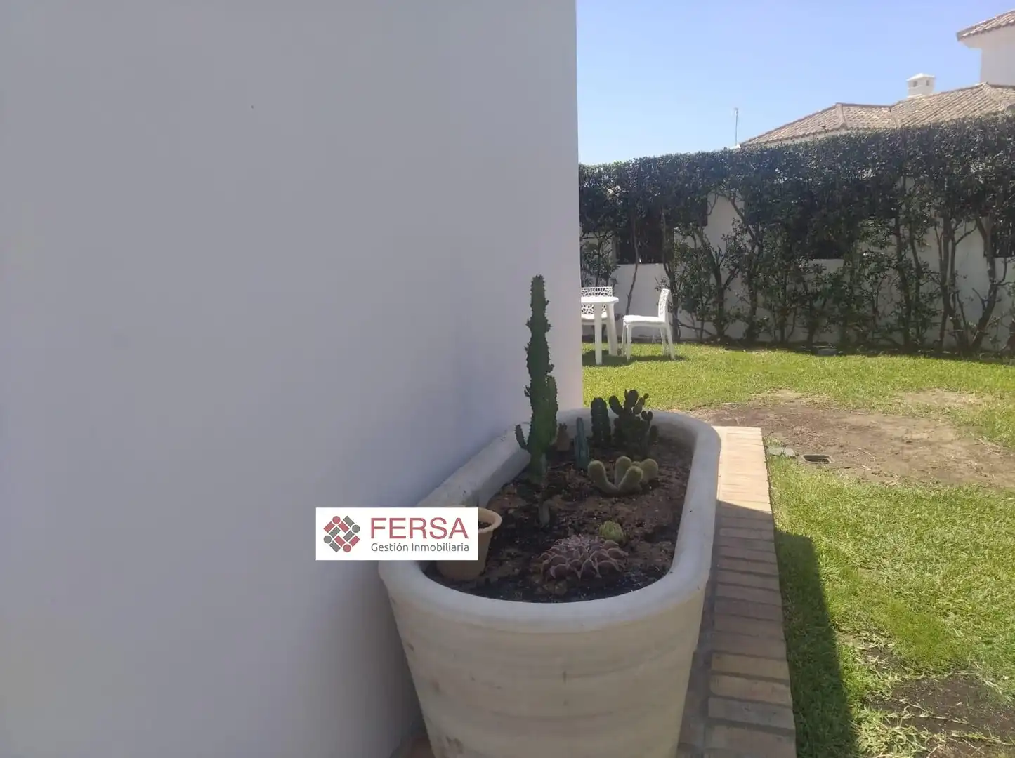 Jardín de Casa adosada de alquiler en El Puerto de Santa María con Aire acondicionado, Calefacción y Jardín privado