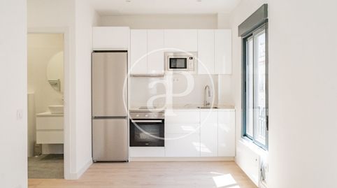 Photo 2 of Flat for sale in C. de Hermosilla, Fuente del Berro, Madrid Capital