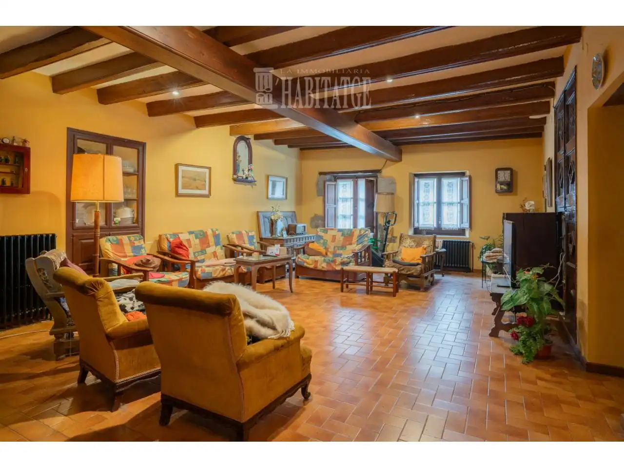 Sala d'estar de Casa o xalet en venda en Prats de Lluçanès amb Calefacció, Jardí privat i Terrassa