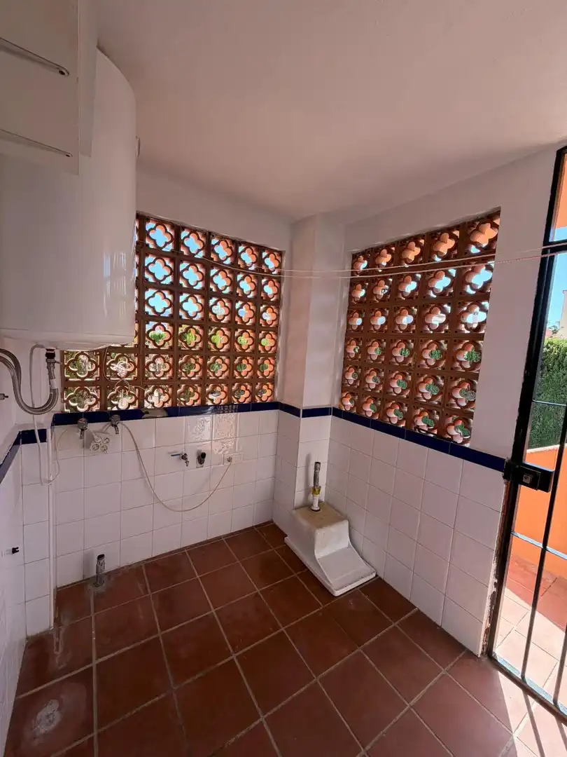 Baño de Casa o chalet de alquiler en Ogíjares con Calefacción, Jardín privado y Piscina