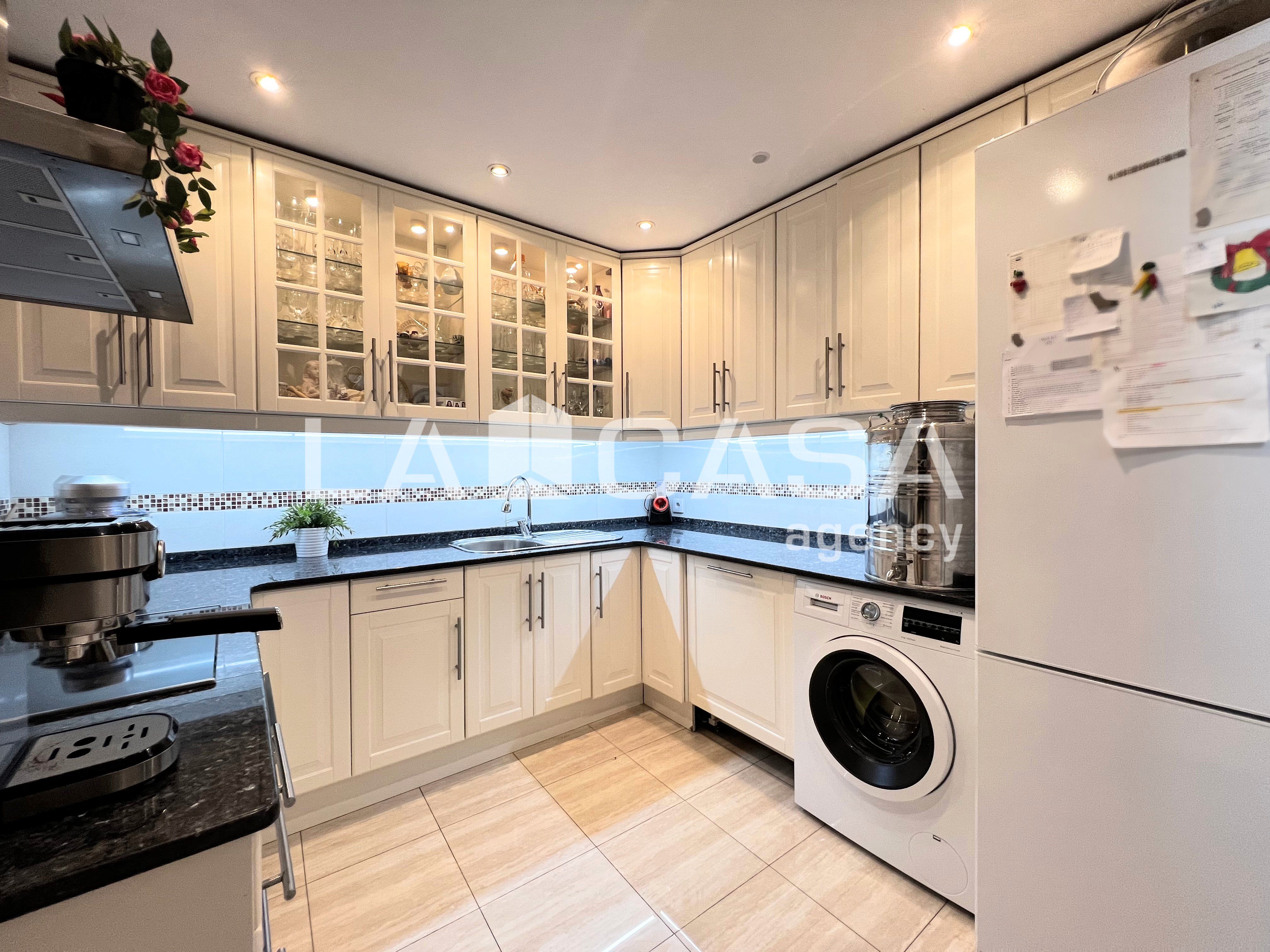 Kitchen of House or chalet for sale in Badalona  with Heating, Terrace and Balcony