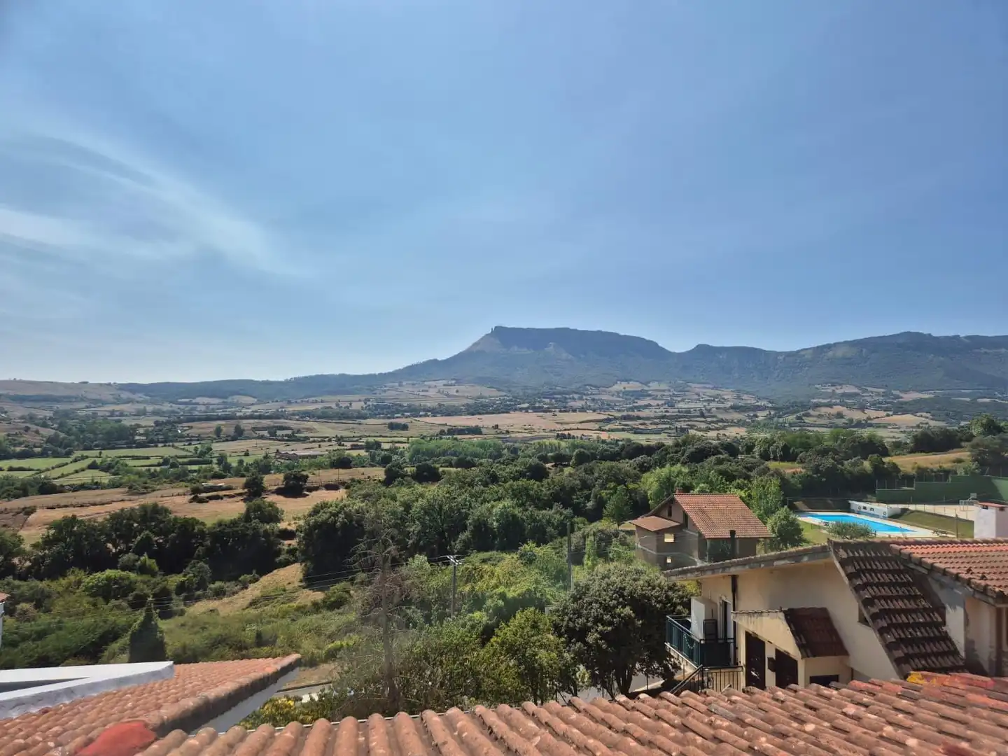 Apartament en venda en Valle de Mena amb Terrassa