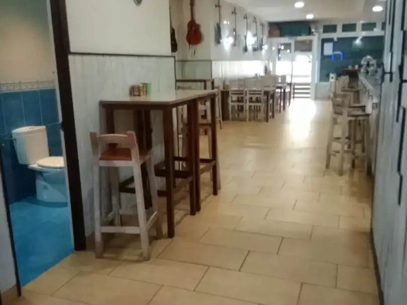 Local de alquiler en Fene