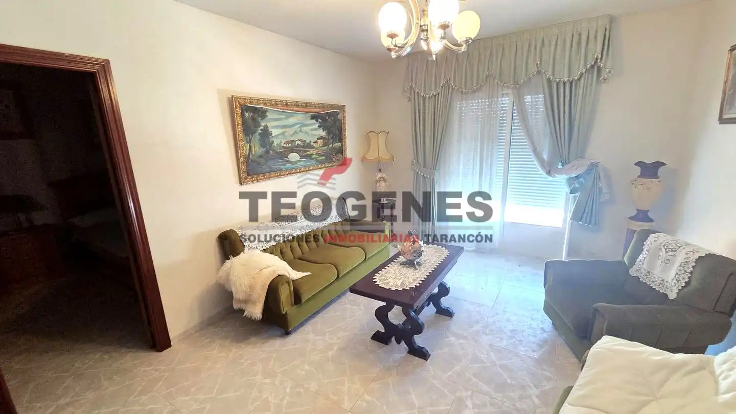 Habitación de Casa o chalet en venta en Zarza de Tajo con Aire acondicionado y Amueblado
