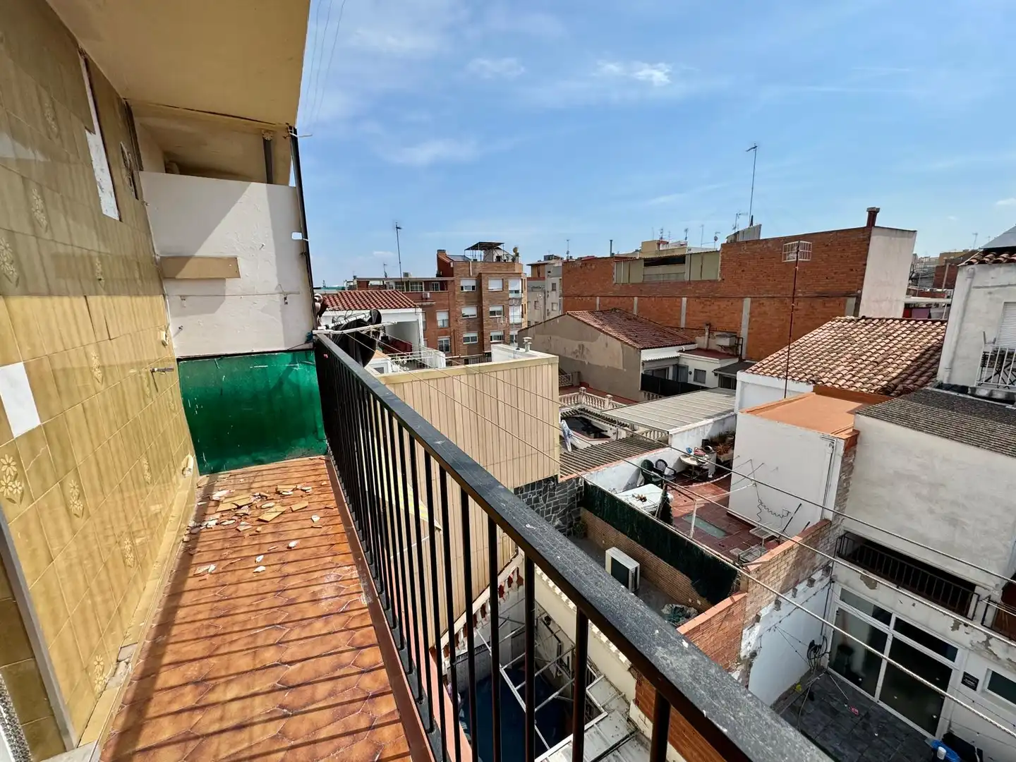 Außenansicht von Wohnung zum Verkauf in Sabadell mit Balkon