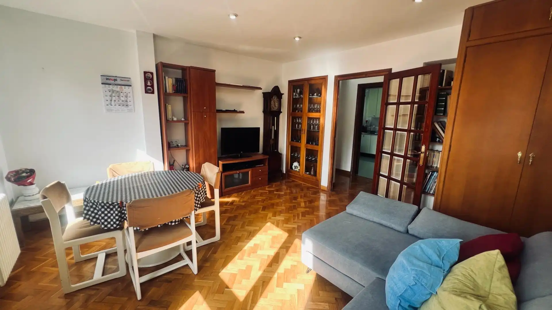 Wohnzimmer von Wohnung zum Verkauf in Castellón de la Plana / Castelló de la Plana mit Parkett und Balkon
